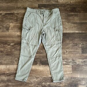 American Eagle Olive Cargo Pants